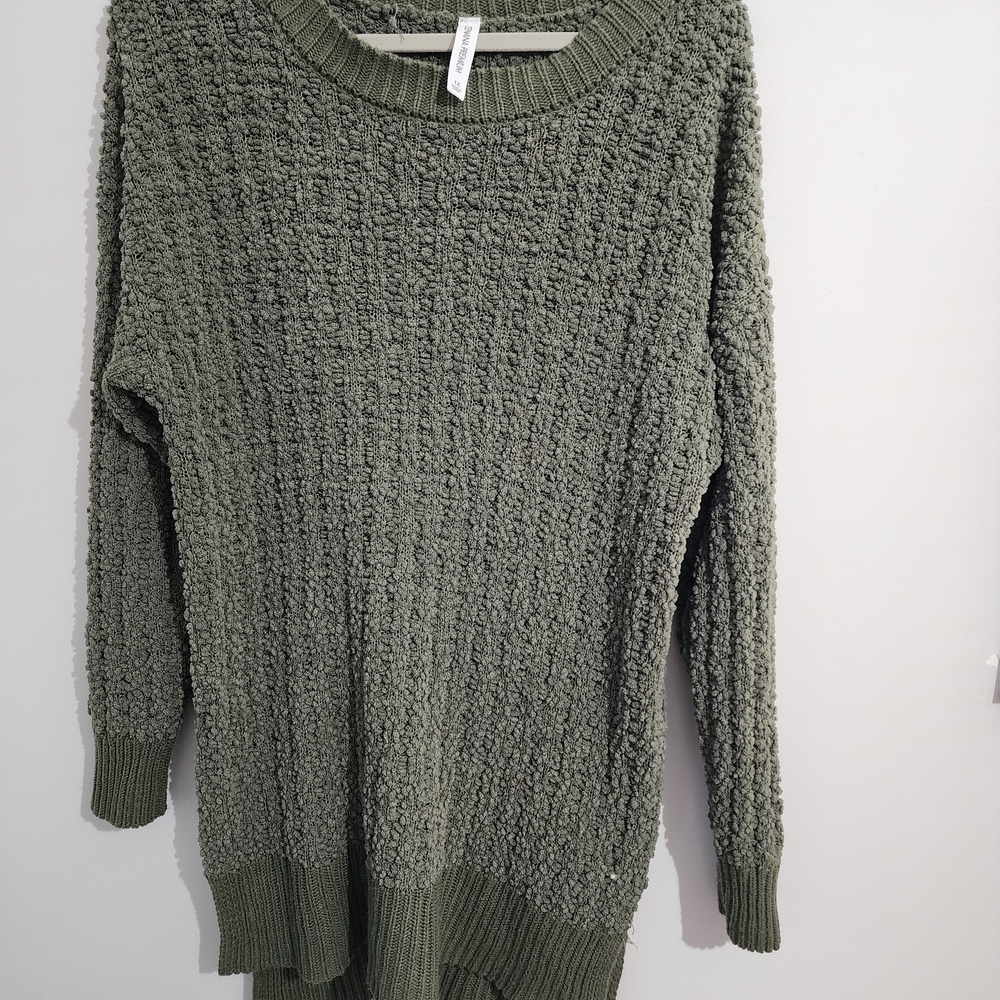 Zenana Outfitters Textured Olive Sweater